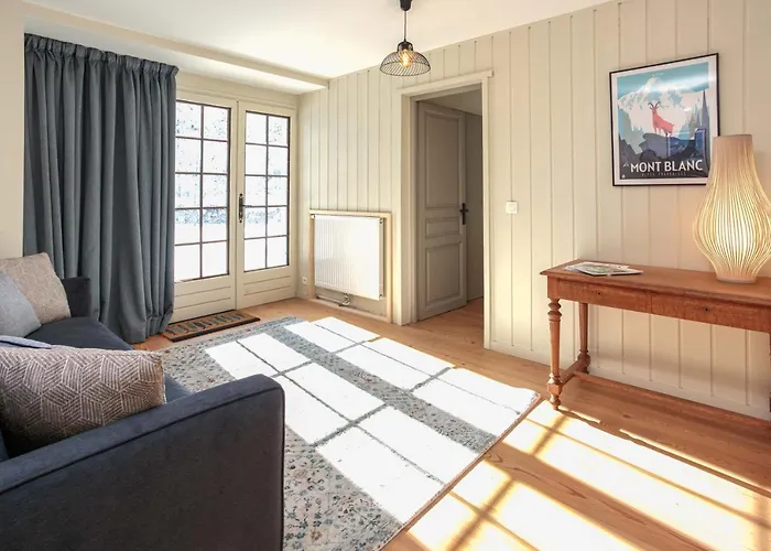 Le Tricouni シャレー