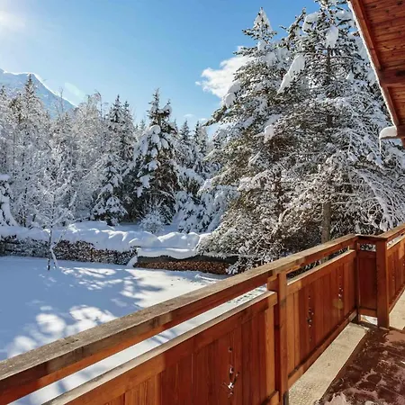 בקתה Le Tricouni *